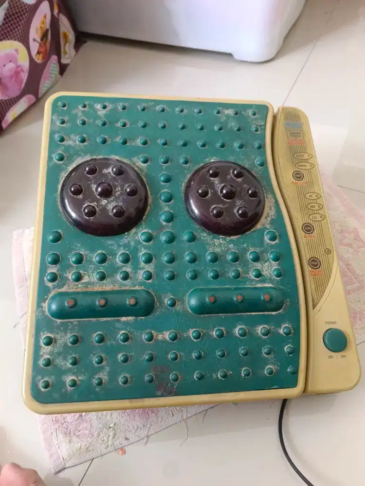 Alat pijat therapy kaki dan tangan Advance