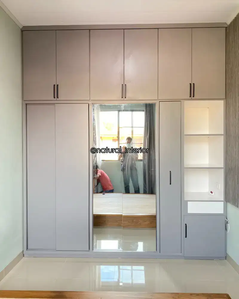 LEMARI FULL PLAVON KOMBINASI RAK HIJAB