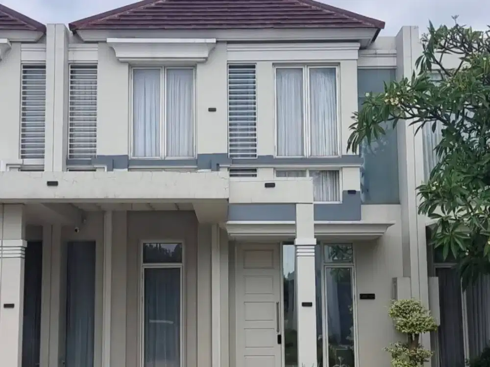 JUAL RUMAH FULL FURNISH , INTERIOR BAGUS ,CLUSTER DEPAN , SIAP HUNI DI GRAND PAKUWON SURABAYA