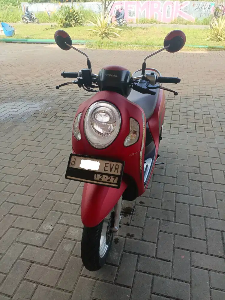 Honda Scoopy 2022 Stylish Keyless Merah Kilometer Rendah 5490