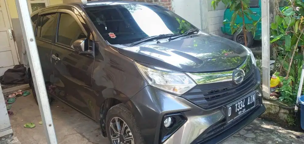Jual Daihatsu Sigra R 2020 Grey Abu-abu