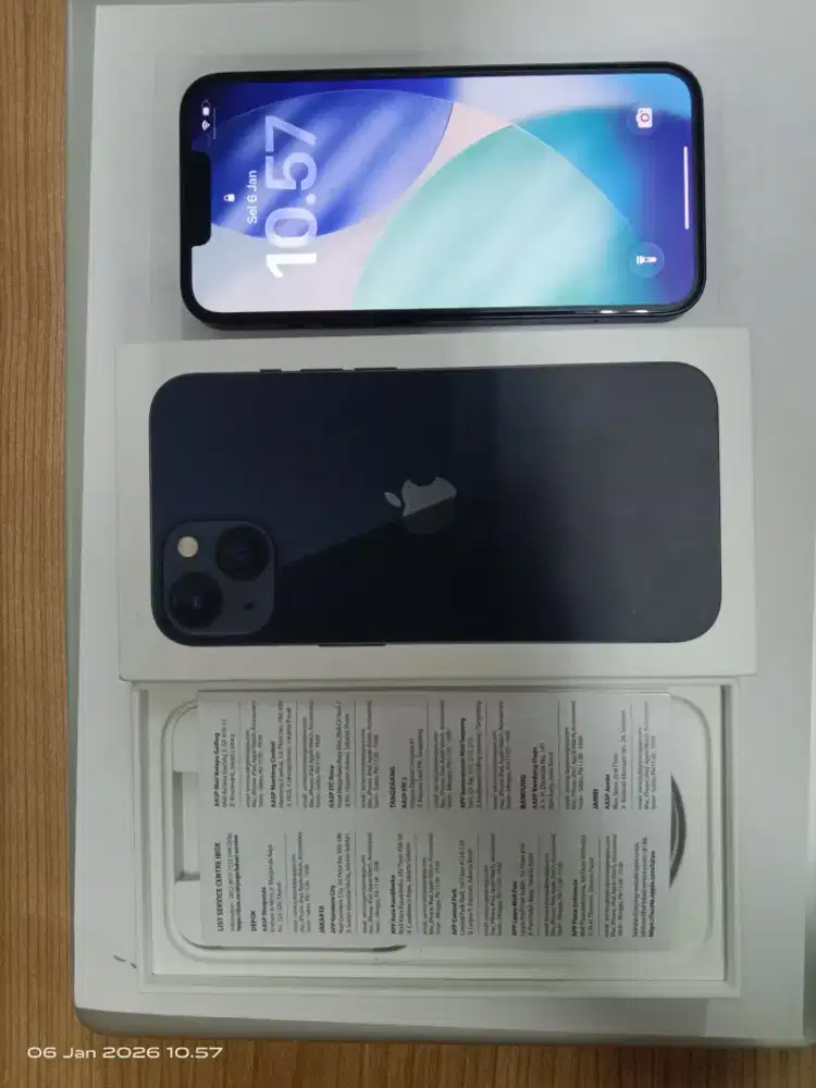 iPhone 13 128. Battery health 100%, garansi juli 2026, no dent/scracth