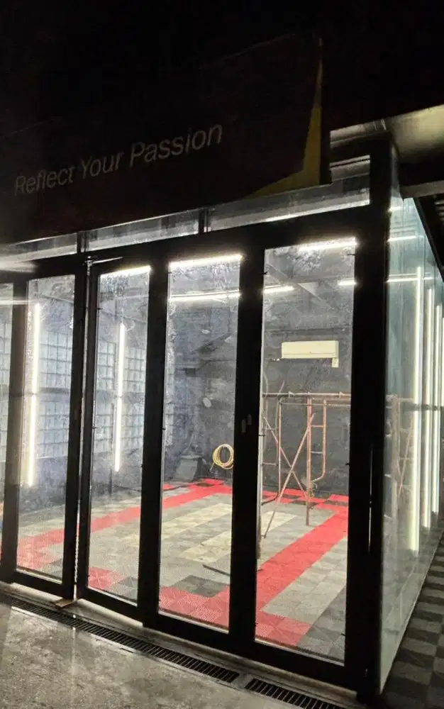 Teknisi PPF Mobil Senior berpengalaman