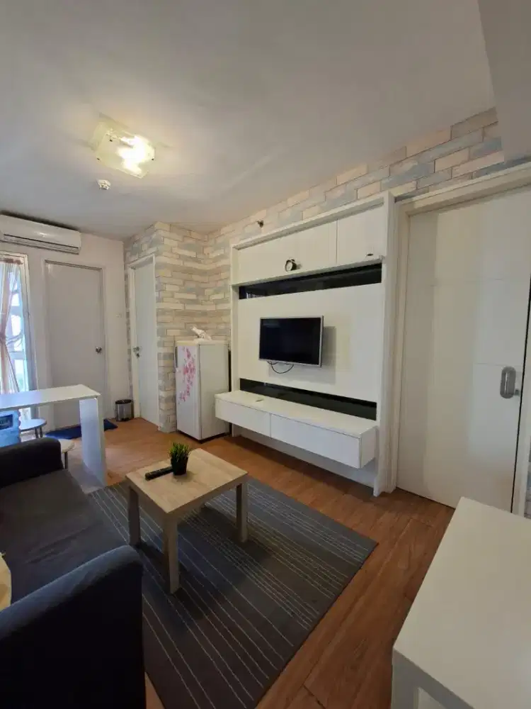 Sewakan 2 Bedroom Bagus Furnish Apartemen Bassura City Free IPL