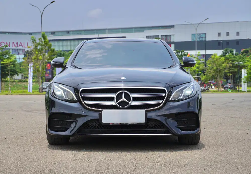 AMG LINE ! LOW ODO ! Mercedes Benz Mercy E300 AMG W213 2017