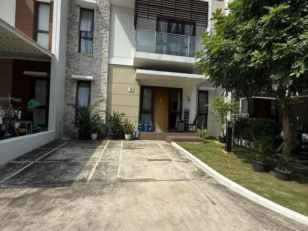 DIJUAL RUMAH DI CLUSTER BURGUNDY SUMMARECON BEKASI