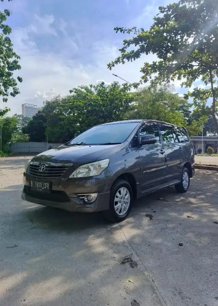 Toyota Kijang Innova 2.0 G Luxury A/T 2012