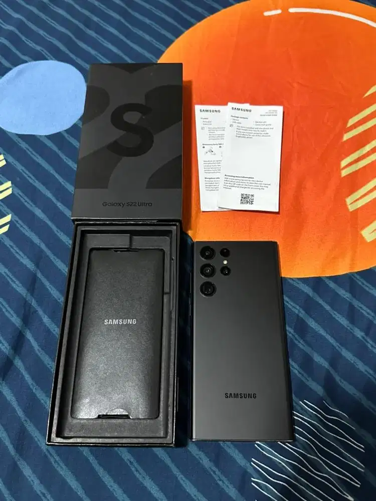 Samsung S22 ultra 12/256 sein