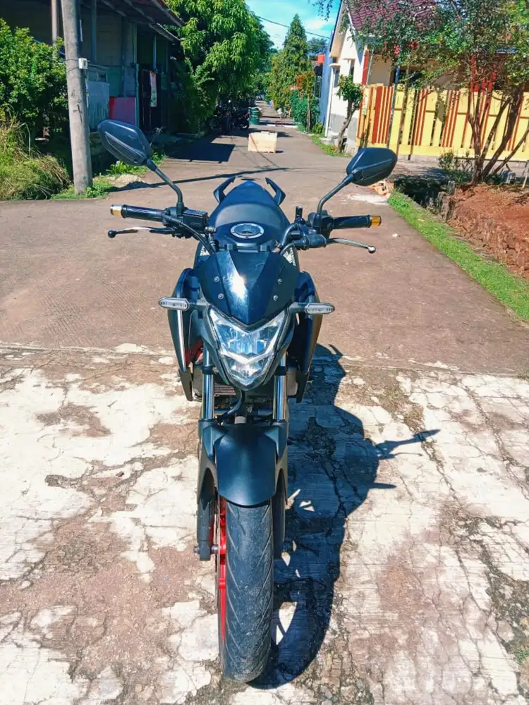 vira@ HONDA CB 150R 2016 DP RP. 2.200.000