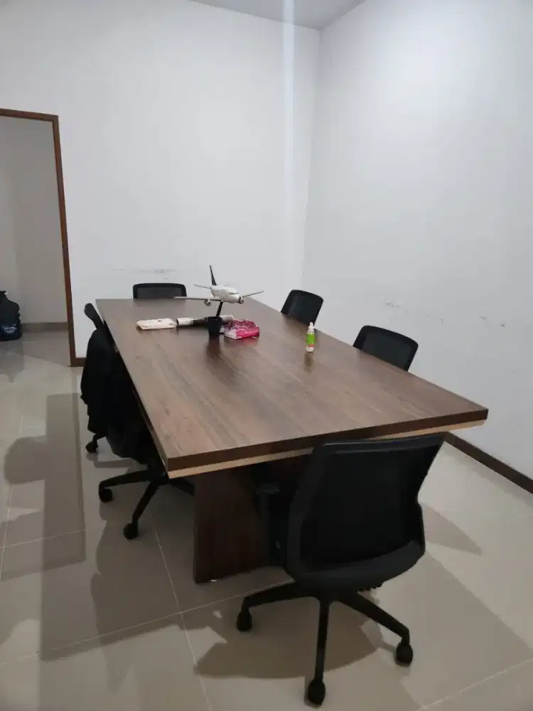 Dijual meja meeting informa