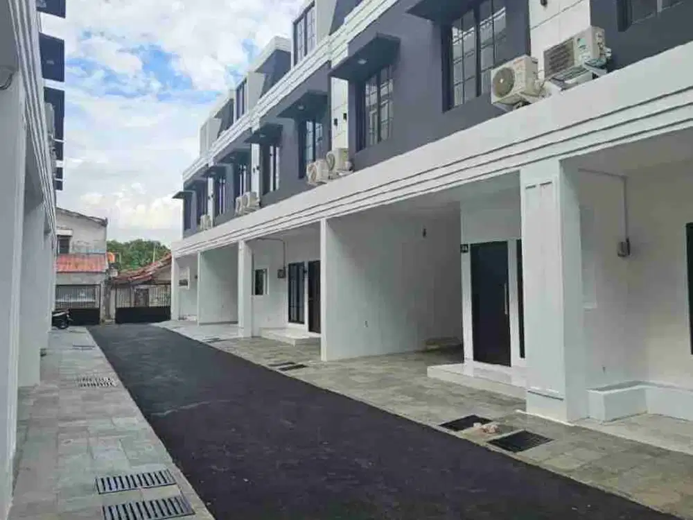 Rumah Mewah siap huni di jatipadang pasar minggu jaksel