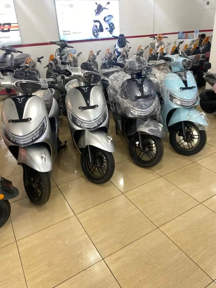 Sepeda dan motor listrik uwinfly