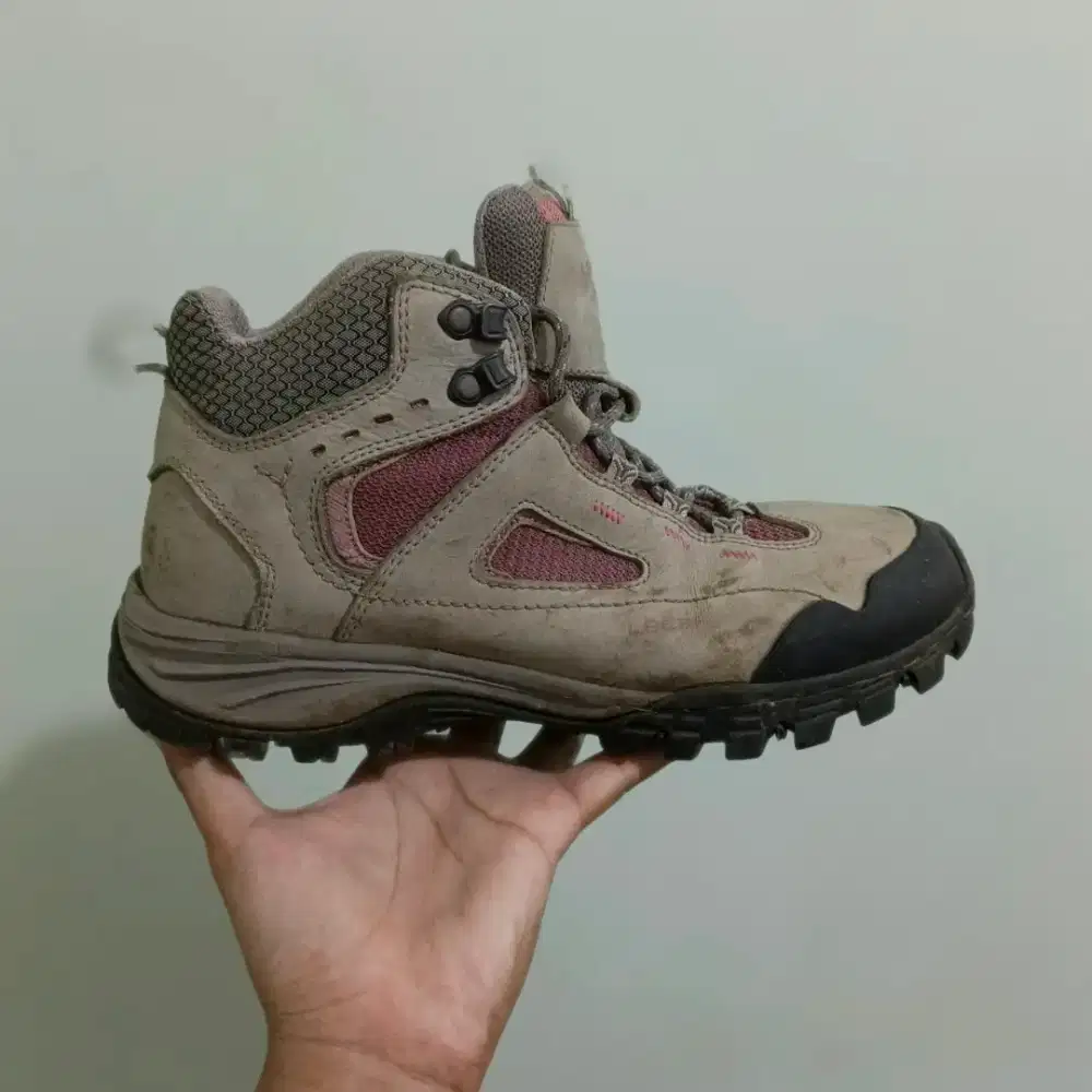 Sepatu Gunung Lecaf sz 39 Sepatu Outdoor Sepatu Safety proyek sz 39
