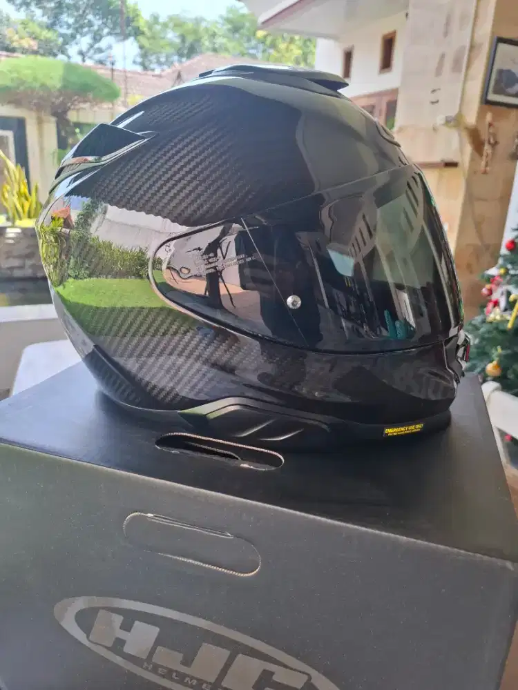 Helm HJC carbon