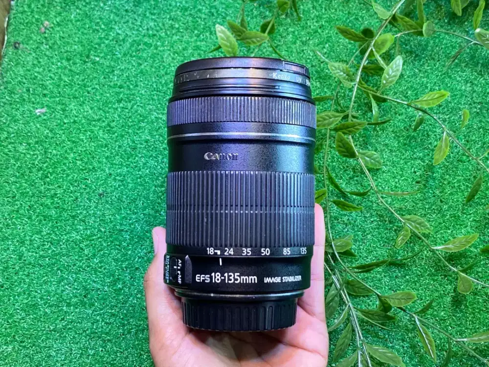 Lensa Canon 18-135mm