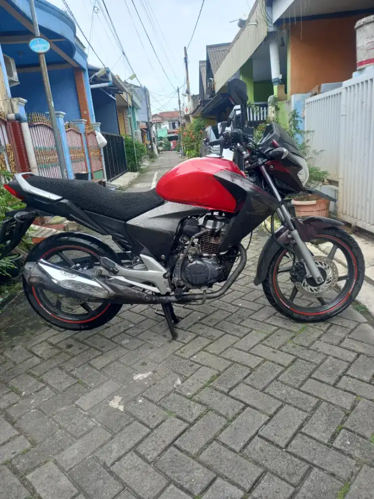 Dijual Honda New Megapro 2012