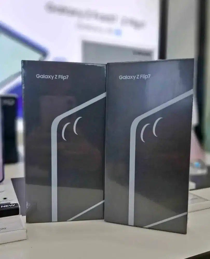 Samsung Galaxy Z Flip 7 12/256