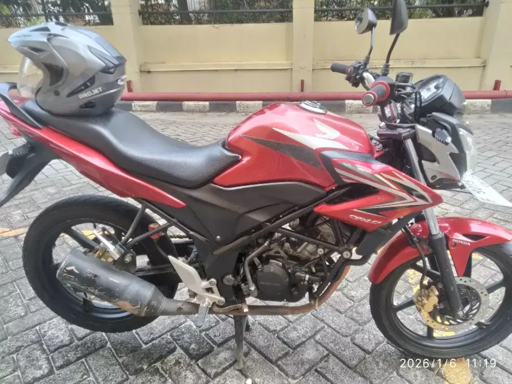 HONDA CB 150R 2014