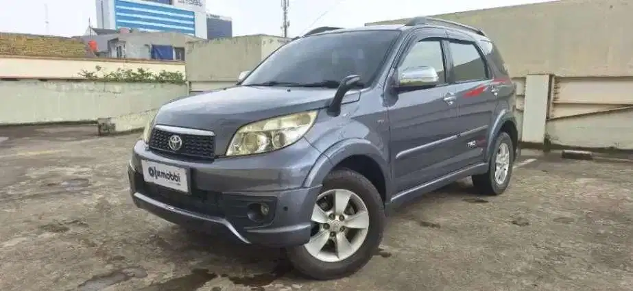 DP RENDAH Toyota Rush 1.5 S Bensin-AT 2010 6IIS