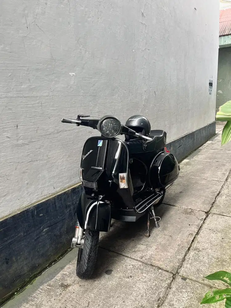 Dijual vespa habis restorasi