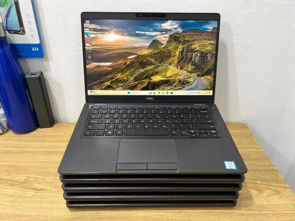 Murah Laptop Dell Latitude 5300 Core i7 Gen8 Ram 8GB Touch N-WJ