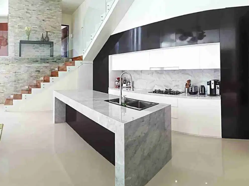 MULTI LUXURY VILA JALAN LALANG AMBU BEHIND PURI GADING