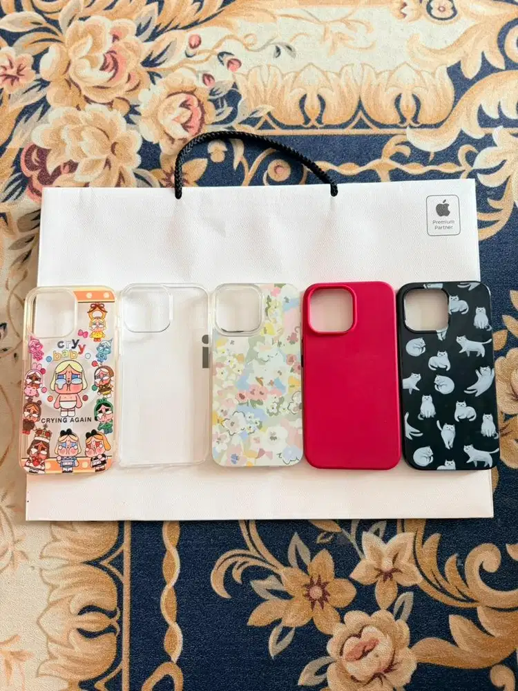 Preloved Case Iphone 14 Pro Max