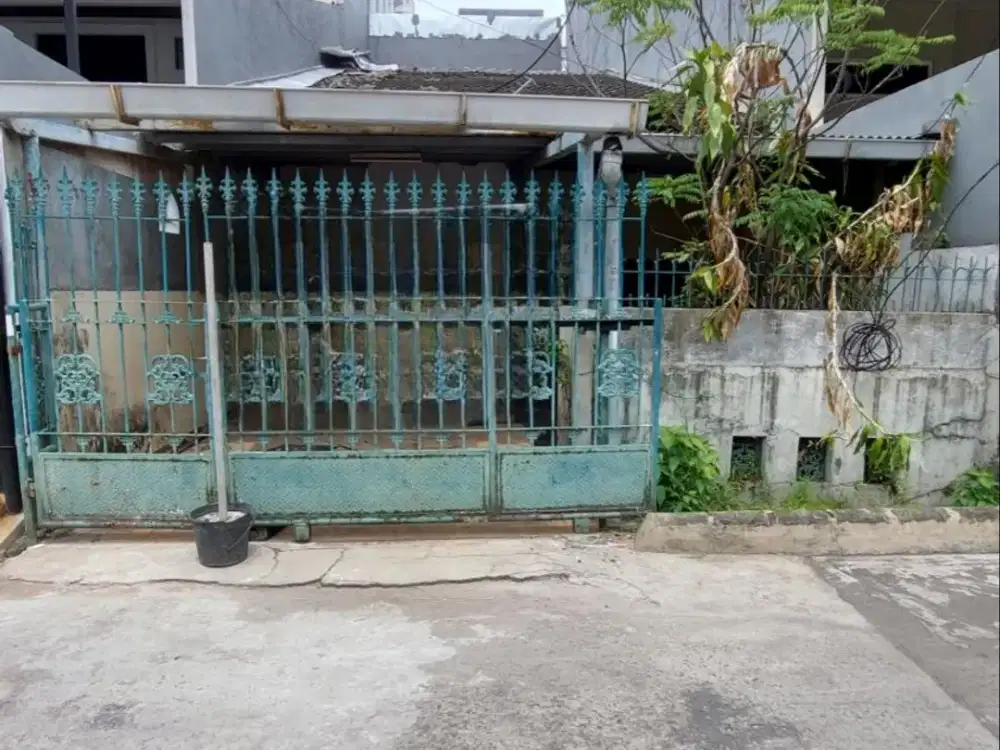 Dijual Rumah Tua Hitung Tanah Greenville Duri Kepa