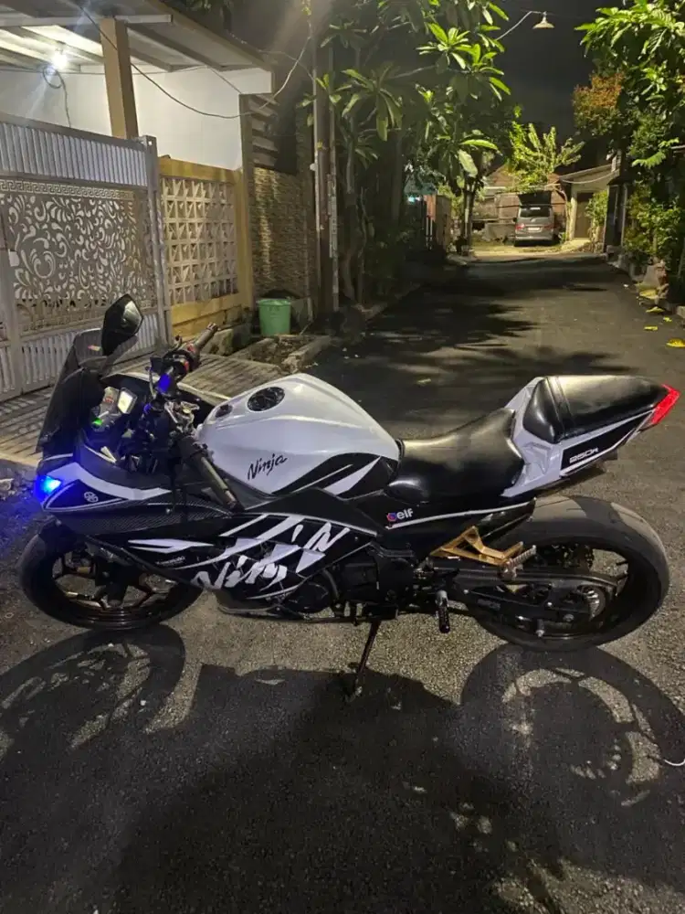 Kawasaki Ninja 250 FI 2012 CBU Thailand