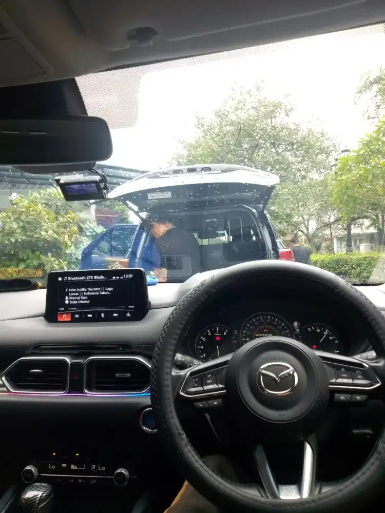 Sedang mencari informasi pekerjaan