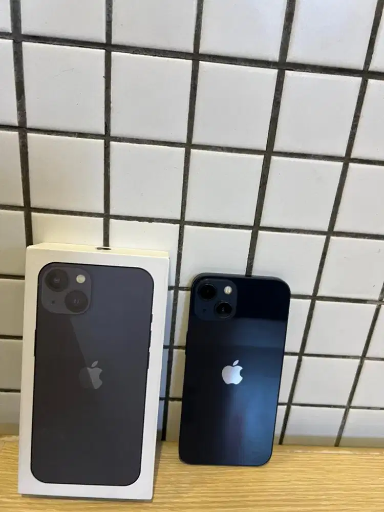 iphone 13 128gb yg tenang masih baru