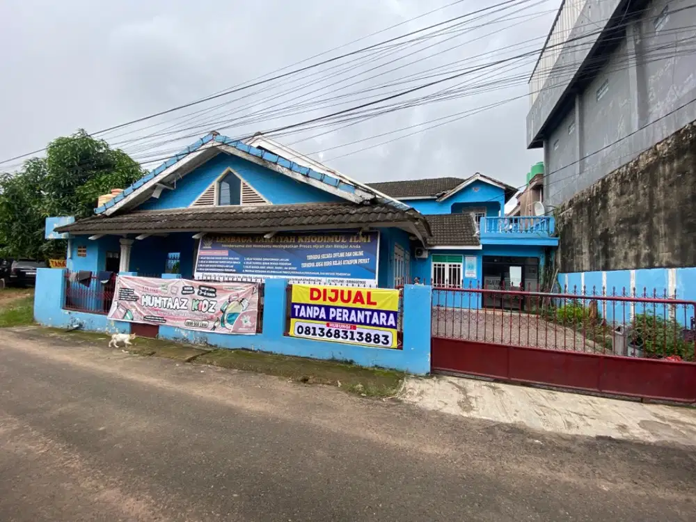 DIJUAL RUMAH 2 LANTAI SHM LOKASI STRATEGIS