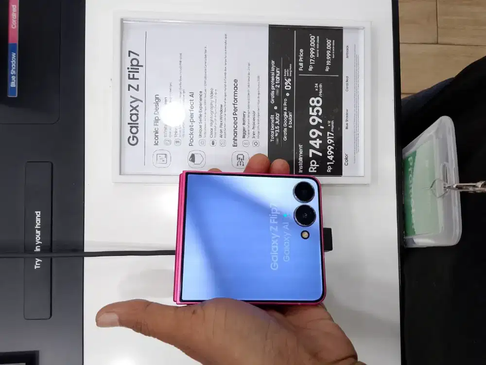 Samsung Galaxy Z Flip 7 (Promo Awal Tahun)