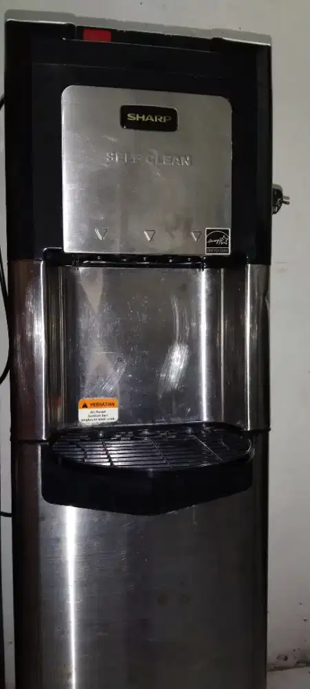 Dispenser Sharp galon air bawah bekas