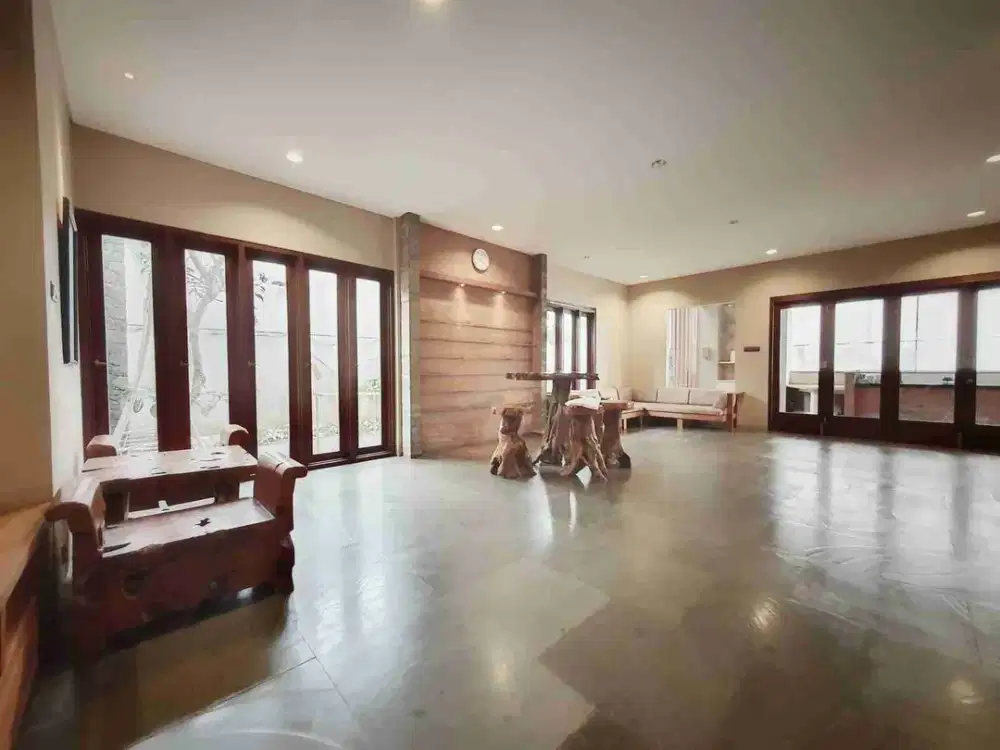 DiJual Rumah Cantik Bagus Minimalis di Setiabudi