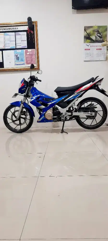 Suzuki satria f 150 tahun 2005 CBU tahiland Warna biru