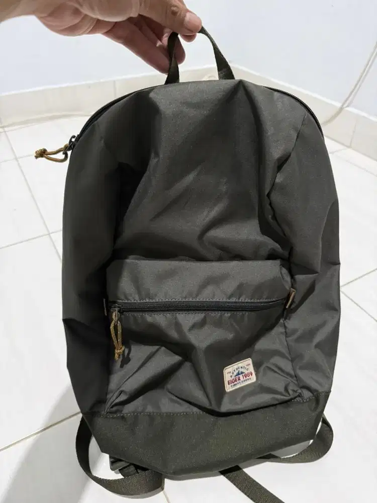 EIGER TAS KECIL