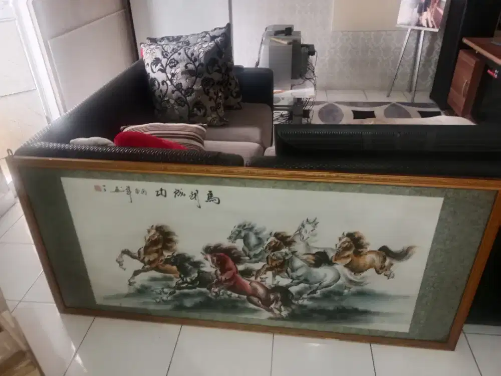 Lukisan Asli Bingkai Kaca Fengsui 8 Kuda berlari