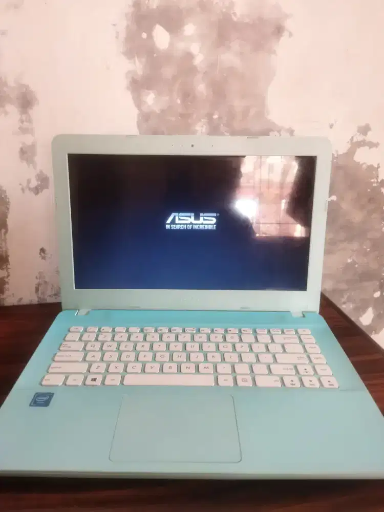 Laptop Asus Tosca mulus