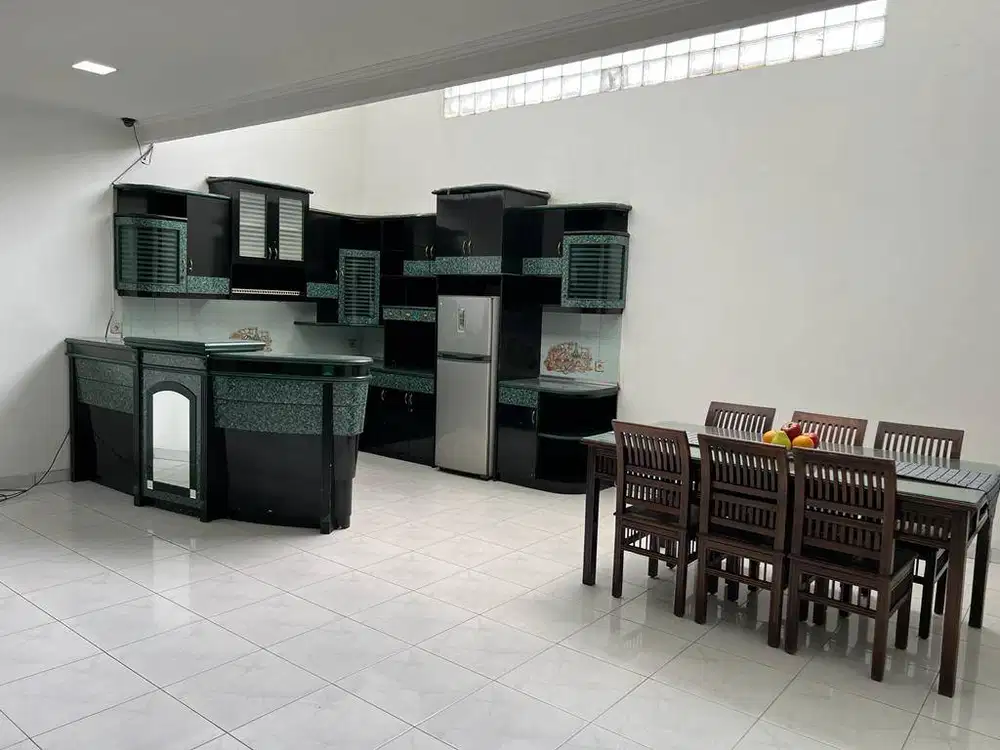 Taman Sakura Bandung Dijual Rumah Full Furnished Siap Huni Strategis