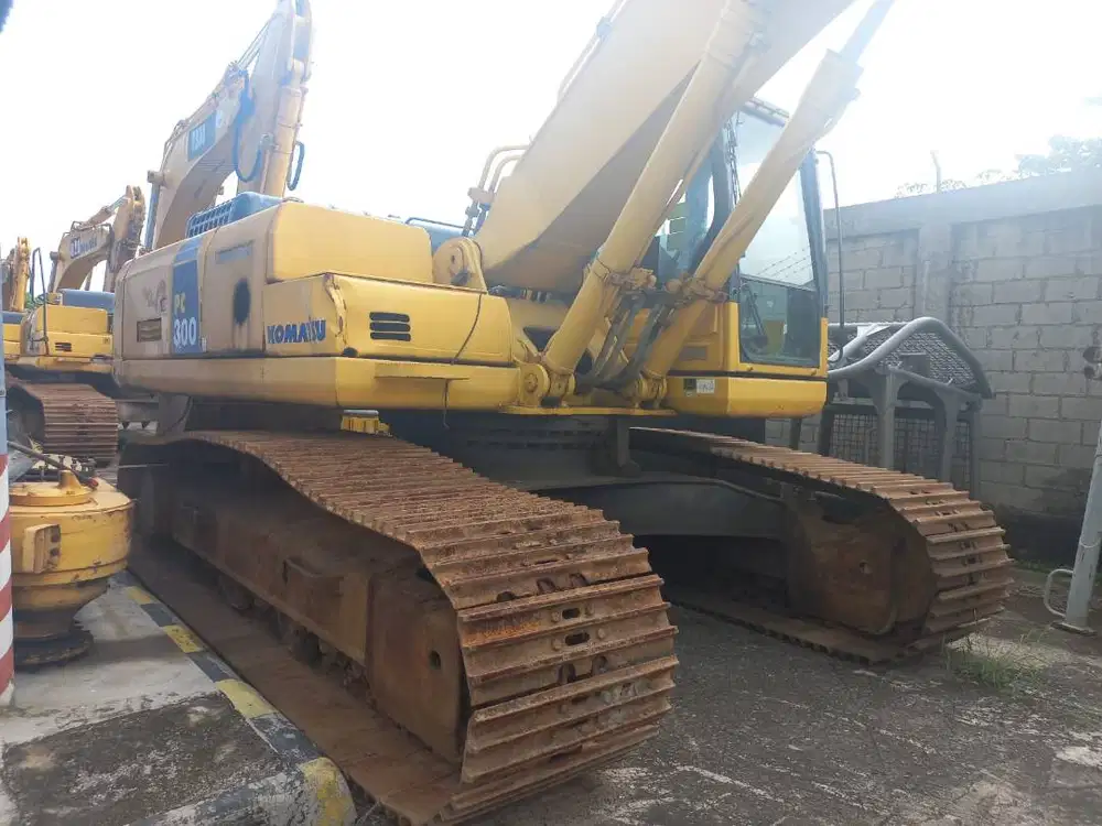 Exca 30T Komatsu PC 300 SN 63149