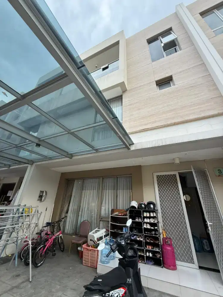 Rumah dijual BU Full Furnish Golf Island PIK 1 2