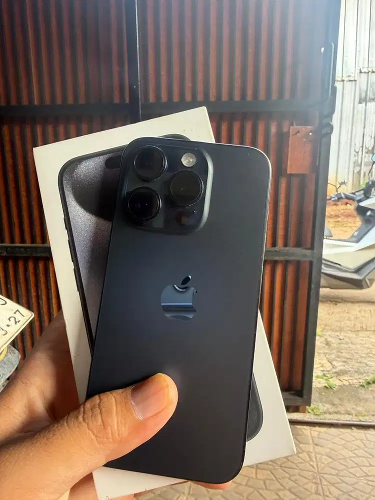 Iphone 15 pro 256 gb ibox