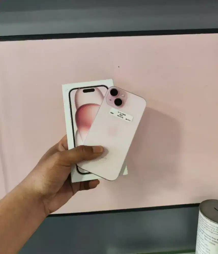 Ready ip 15 128gb ibox 
Garansi on maret 2026