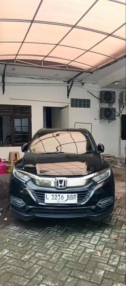 HONDA HRV 2018 HITAM