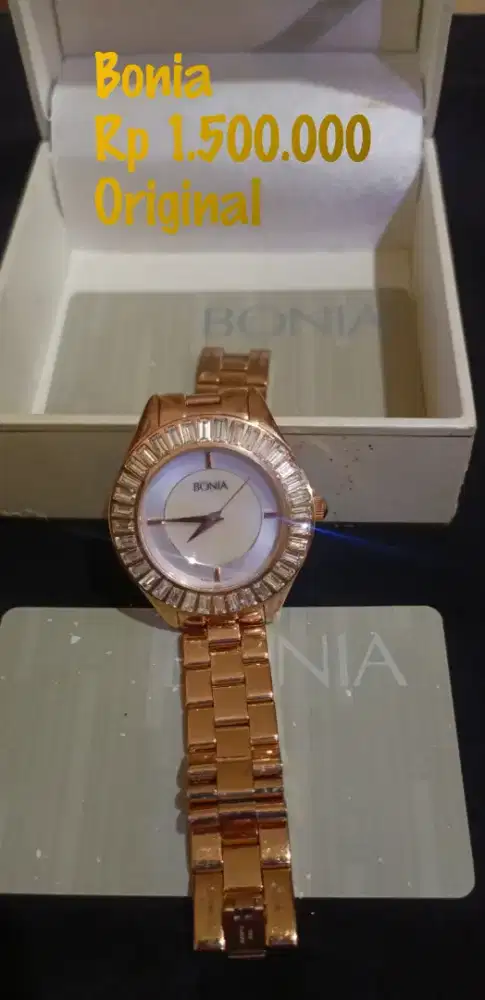Jam wanita Bonia diamonte