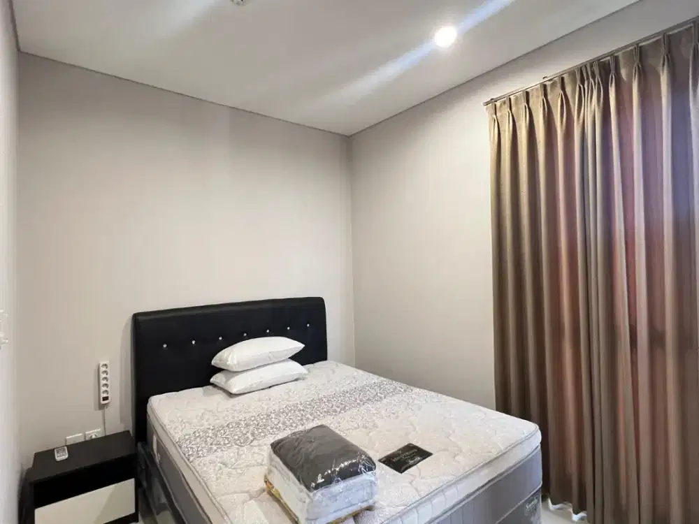 disewakan 3 bedroom furnish taman anggrek residence