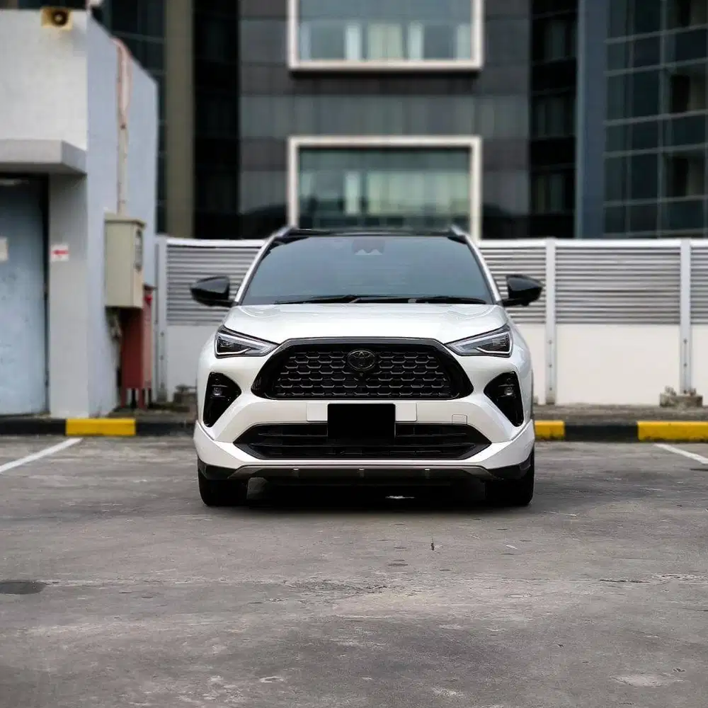 TOYOTA YARIS CROSS HYBRID S HV TSS 1.5 CVT 2023 TERAWAT SIAP PAKAI