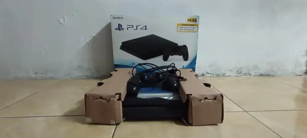 PS4 Slim 6.72 PlayStation
