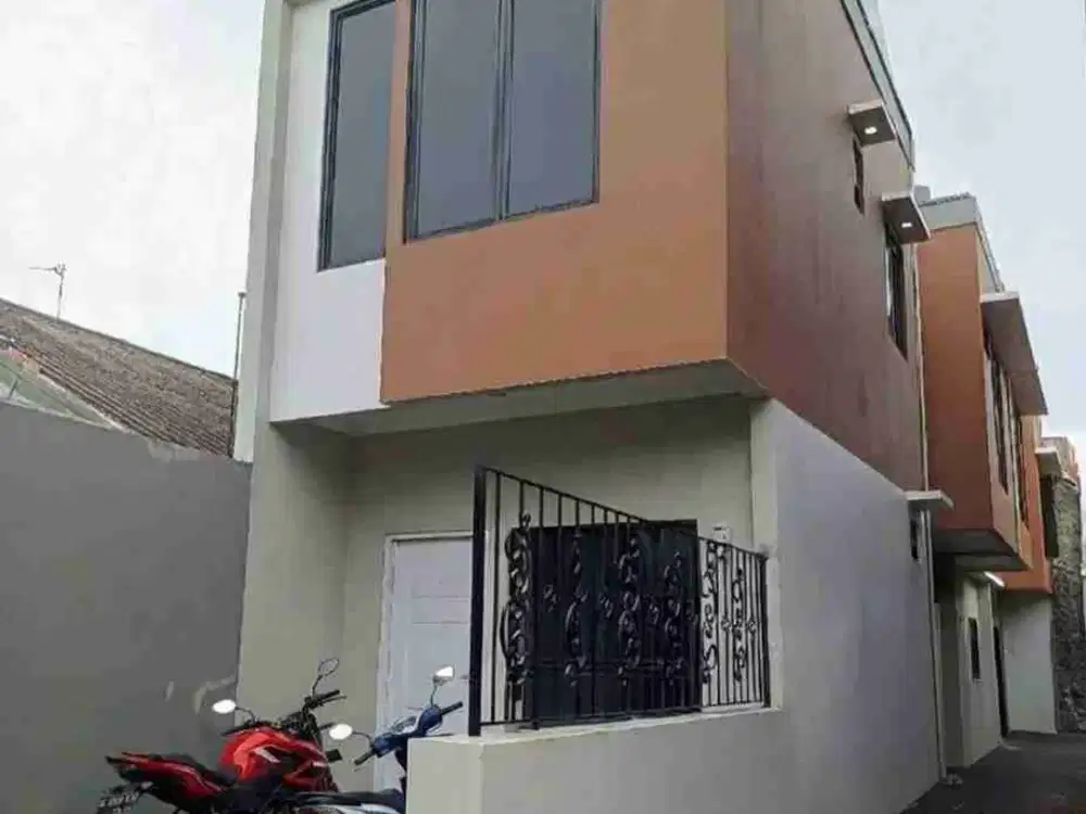 Dijual rumah murah 2 lantai kembang sepatu Jakarta pusat